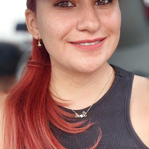 Cristina R.