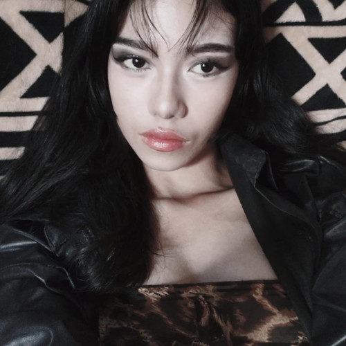 Naydine D. profile photo