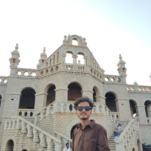 vamshi v. profile photo