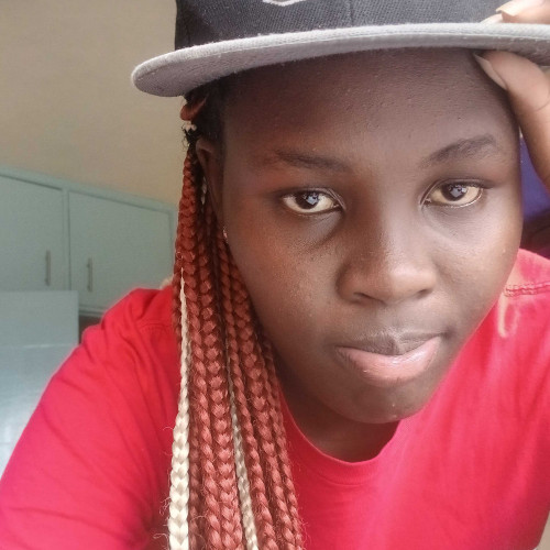 Lyne c. profile photo