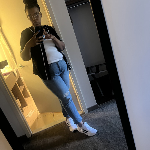 Tia S. profile photo