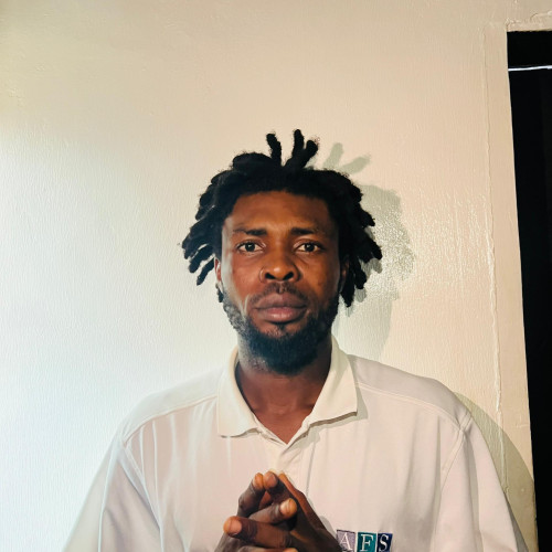 Eze J. profile photo