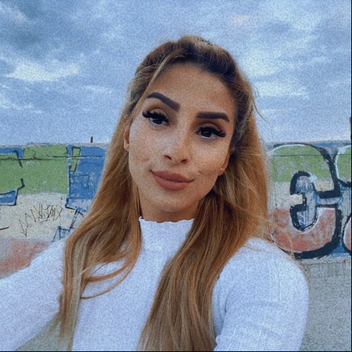 Raluca i.