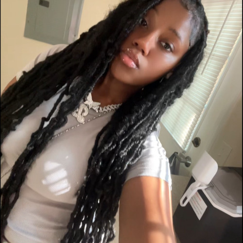 Zania G. profile photo