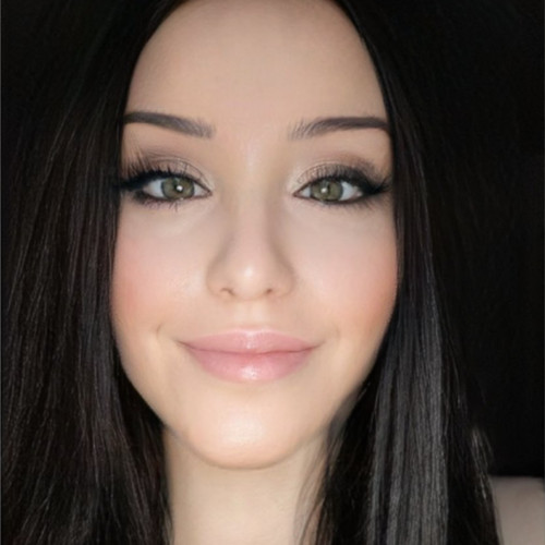 Evelyn  H. profile photo