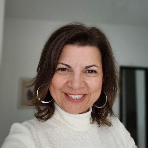 Vesna J.