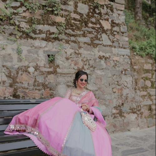 Shanaya S.
