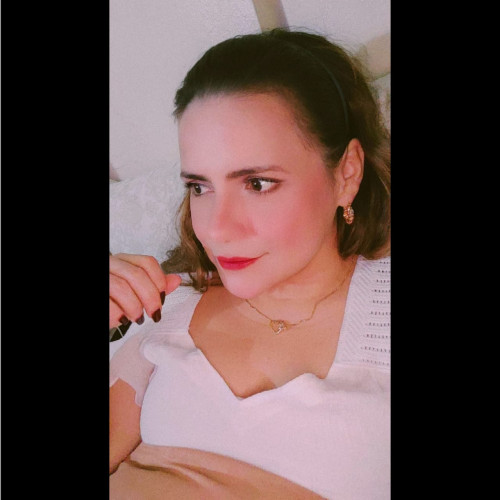 pretty i.