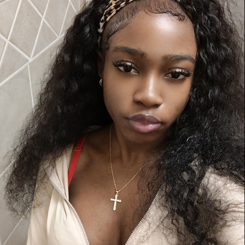 Elle M. profile photo