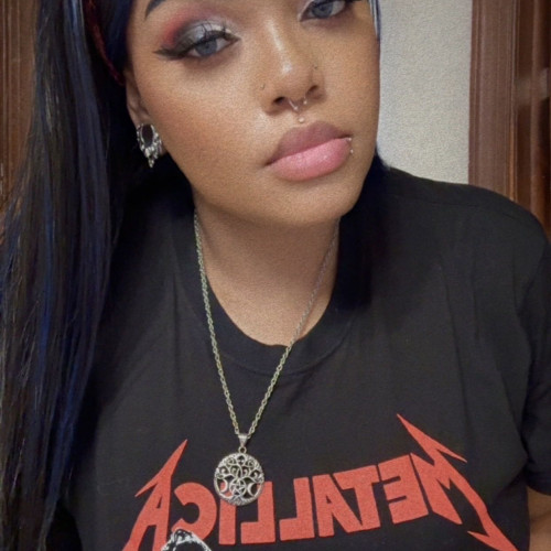 MourningGlam C. profile photo