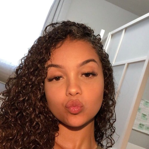 Emilly  S. profile photo