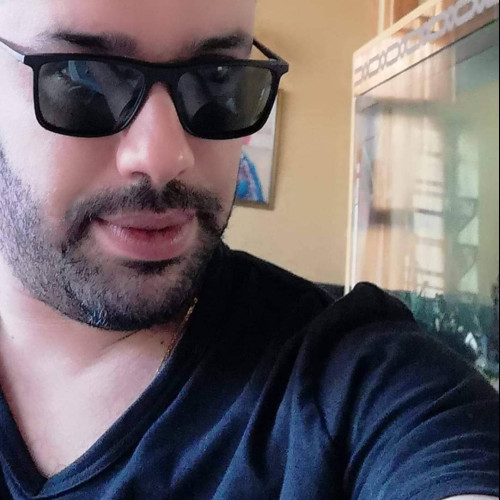 Chahid  B.