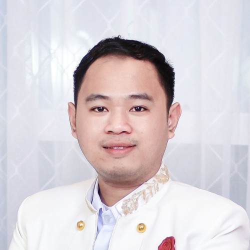 Ian M.