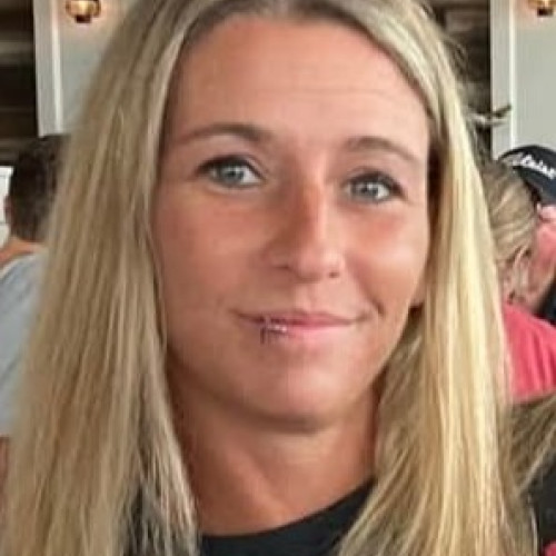 Julie G. profile photo