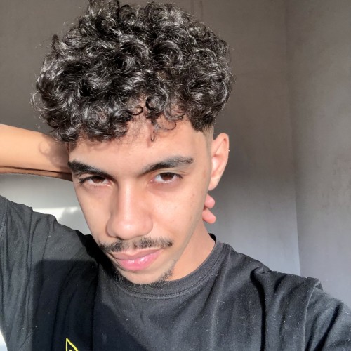 ناوفالو ج.