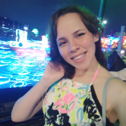 Valeria  L.