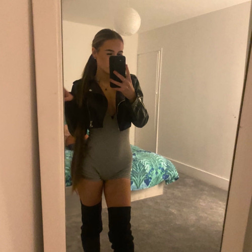 lily m. profile photo