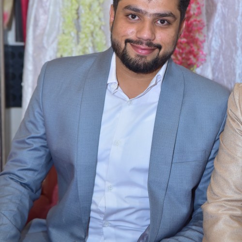 Ali R.