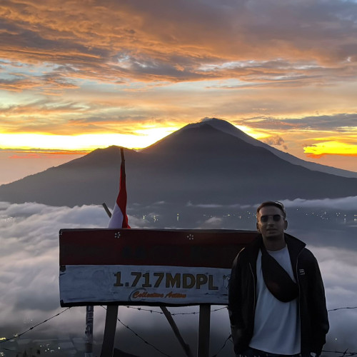 Eddie E. profile photo