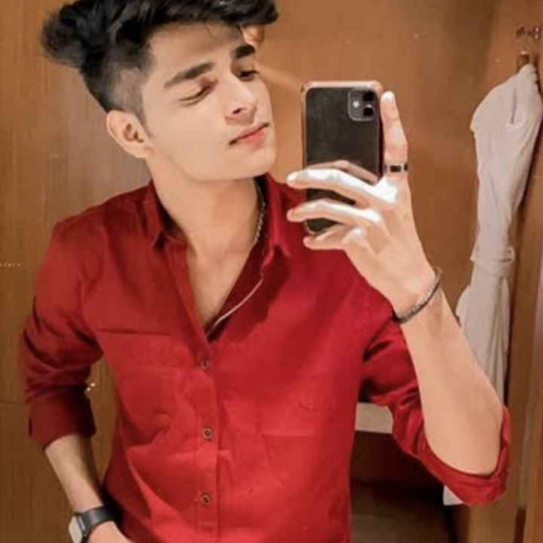 Jisu J.