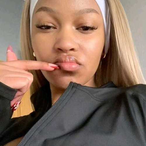 yvonne m. profile photo