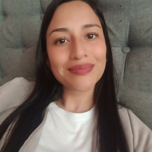 Alexandra  Q. profile photo
