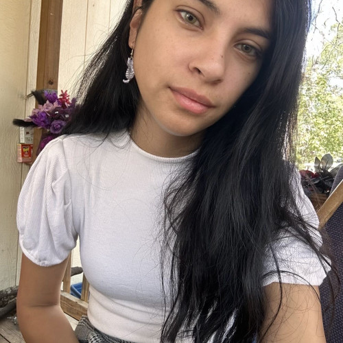 Mia O.