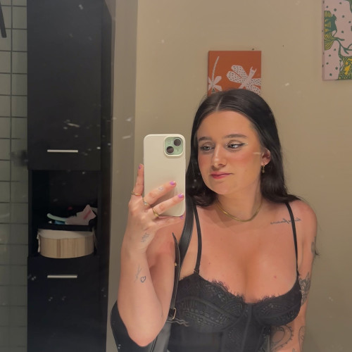 Noemie D. profile photo