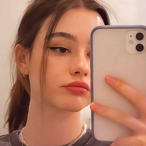 Sandyy D. profile photo