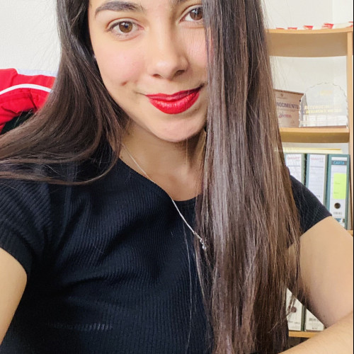 Yamile V. profile photo