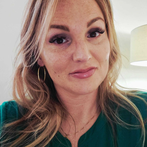 kati p. profile photo