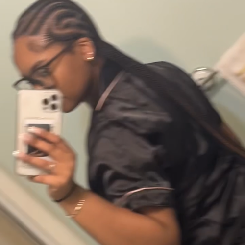 Dee D. profile photo