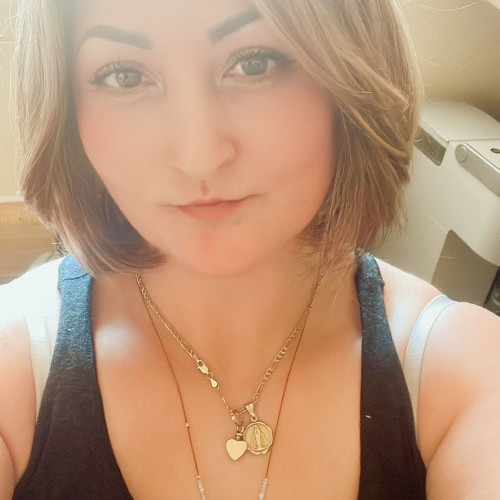 gabriela f. profile photo