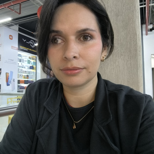 Maribel  R. profile photo