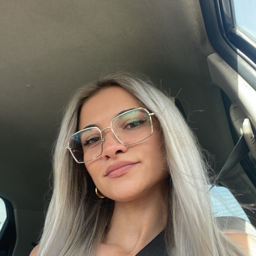 Veronica M. profile photo