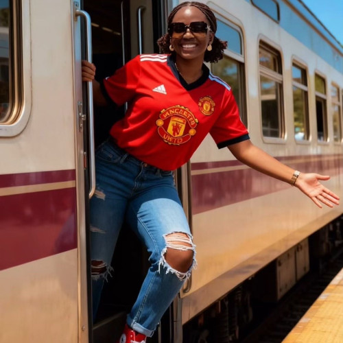 SALOME M. profile photo