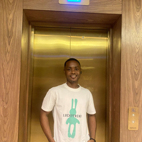 Olawale Y. profile photo