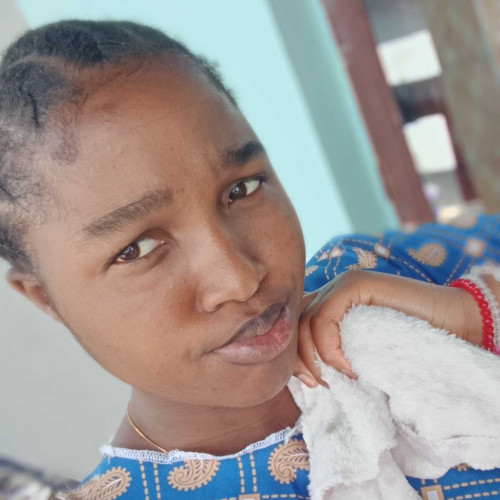 Neema l. profile photo