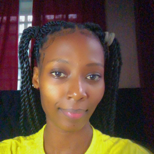 macklina R. profile photo