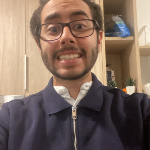 Luis H.