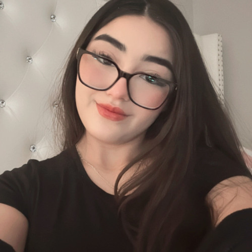 Chloe M. profile photo