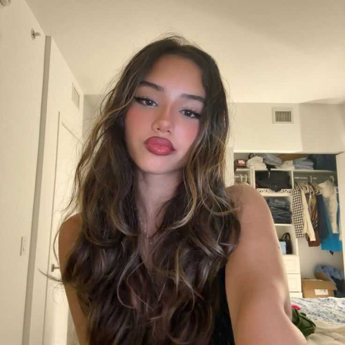 aria m. profile photo