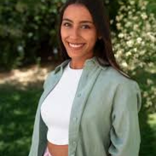 MARIA C V. profile photo