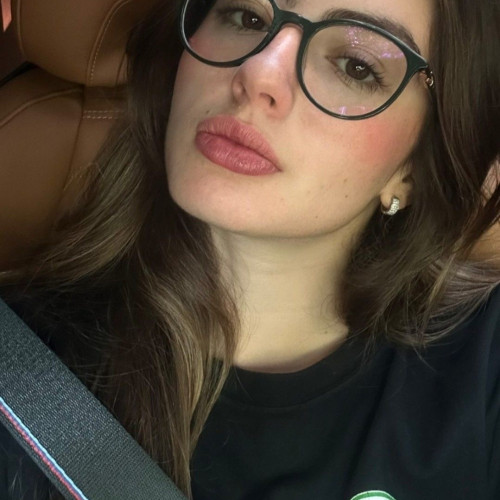 Luna M.