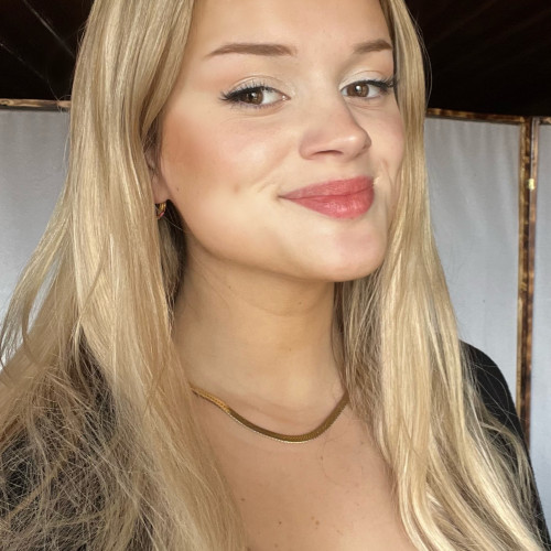 Dana L.