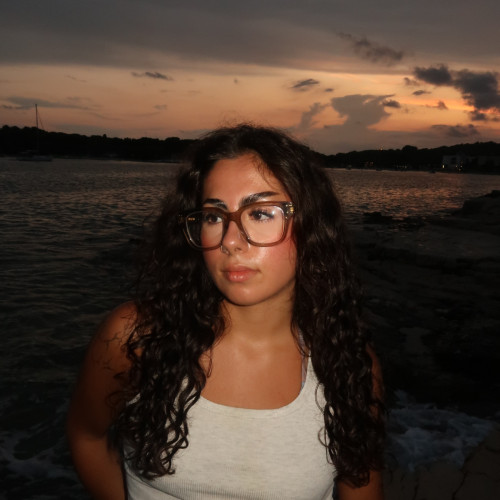 Nikol L. profile photo