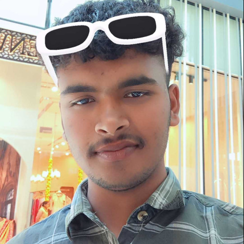 goldi m. profile photo
