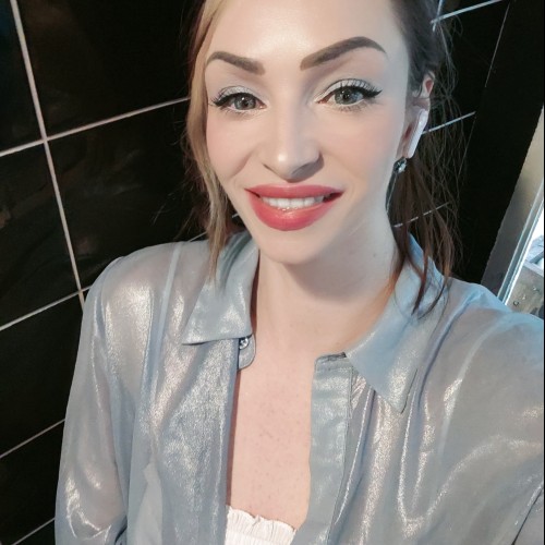 Simona  K.