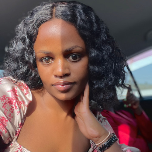Naiva N. profile photo