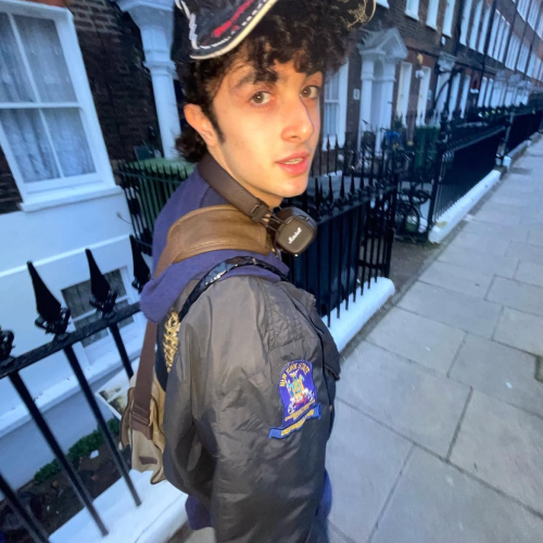 Arian L. profile photo